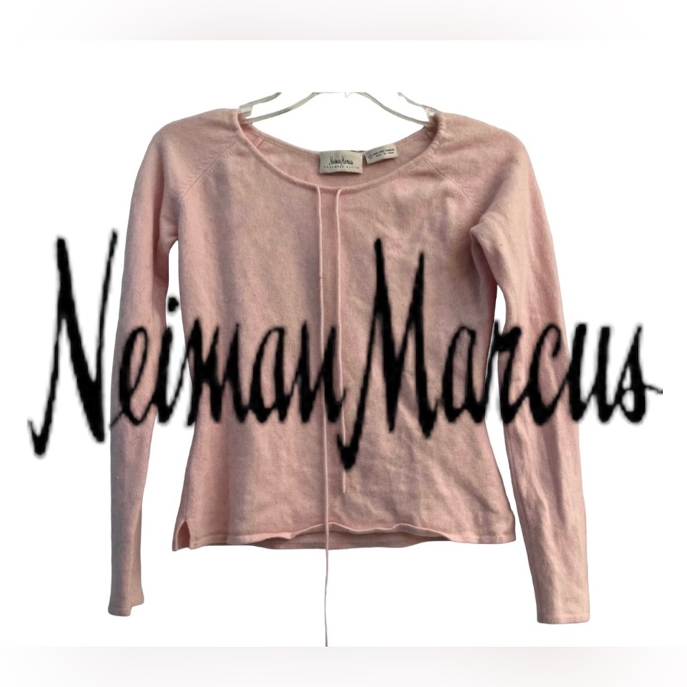 - Neiman Marcus cashmere Petite SIZE: M